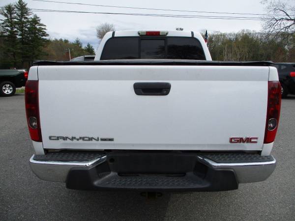 2011 GMC Canyon 4x4 4WD Truck SLE1 Full Power Crew Cab - cars & for sale in Brentwood, VT – photo 4
