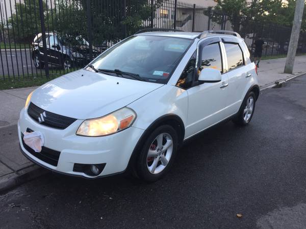 Personal 2009 Suzuki SX4 96000 miles hatchback for sale in Brooklyn, NY
