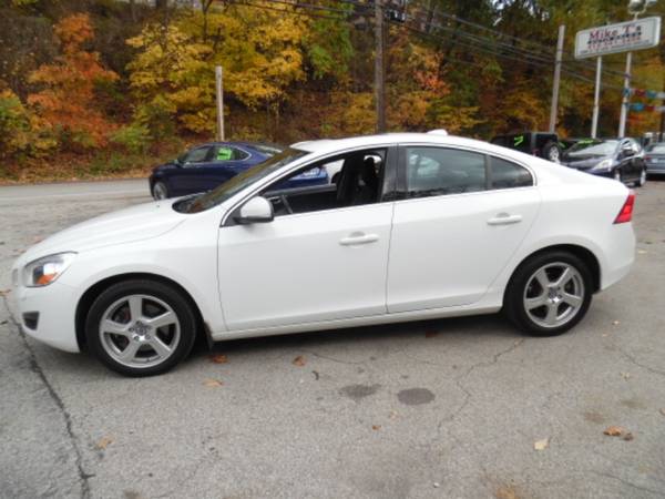 2012 Volvo S60 T5 - cars & trucks - by dealer - vehicle automotive... for sale in Pittsburgh, PA – photo 2