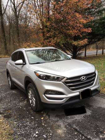**2016 Hyundai Tuscon SE** Very clean, just serviced and detailed!... for sale in Halltown, WV – photo 5