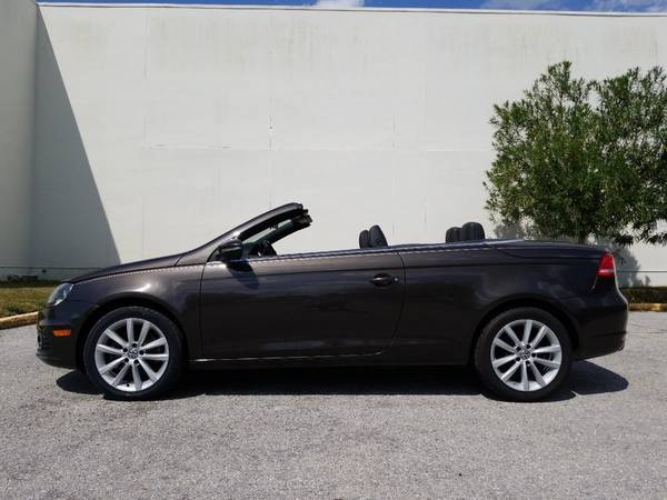 2012 Volkswagen Eos HARD TOP CONVERTIBLE/WITH SUNROOF~CLEAN CARFAX~... for sale in Sarasota, FL – photo 3