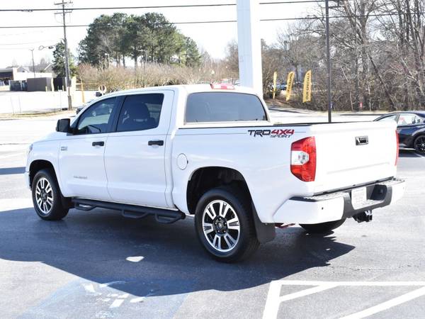 2018 Toyota Tundra SR5 - - by dealer - vehicle for sale in Spartanburg, SC – photo 23