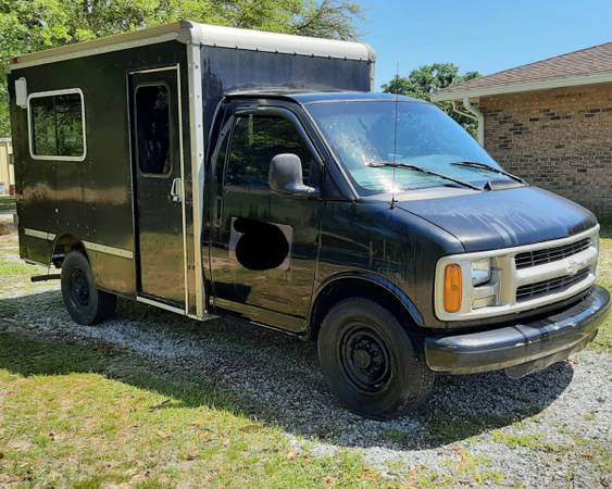 1997 Chevy G3500 Box/Delivery truck for sale in Laurel Hill, FL – photo 4