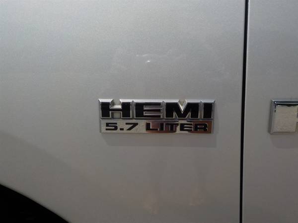 2011 Ram 1500 SLT*YOU WANNA SEE THIS 4X4*HEMI!!$289/mo.o.a.c. for sale in Southport, NC – photo 12