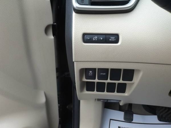 2014 Nissan Rogue FWD 4dr SV with Outboard Front Lap And Shoulder... for sale in Fort Myers, FL – photo 15