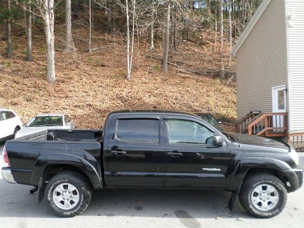 2011 Toyota Tacoma Double Cab V6 4WD - cars & trucks - by dealer -... for sale in Springfield, VT – photo 6