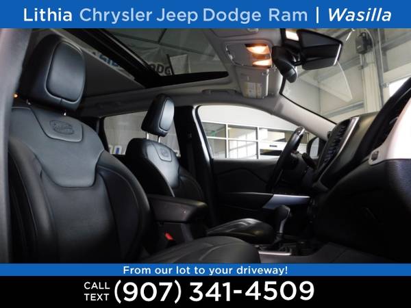 2018 Jeep Cherokee Overland 4x4 - - by dealer for sale in Wasilla, AK – photo 12