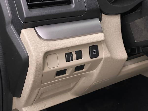 2014 Subaru XV Crosstrek Limited Sport Utility 4D hatchback Black -... for sale in Austin, TX – photo 24