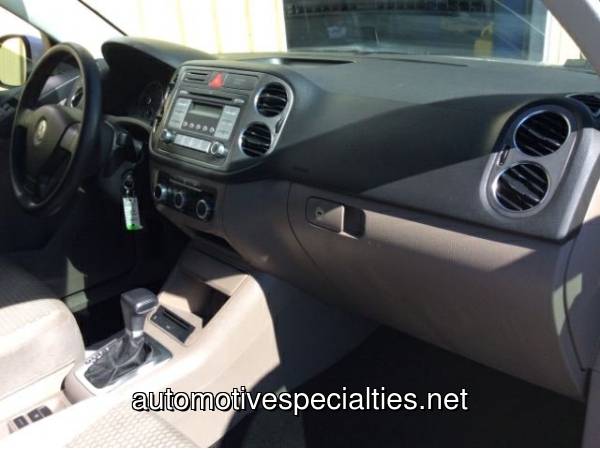 2010 Volkswagen Tiguan S 4Motion **Call Us Today For Details!!** -... for sale in Spokane, MT – photo 12