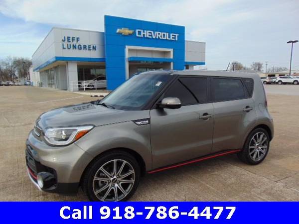 2018 Kia Soul ! hatchback Gray - - by dealer - vehicle for sale in Grove, AR – photo 4