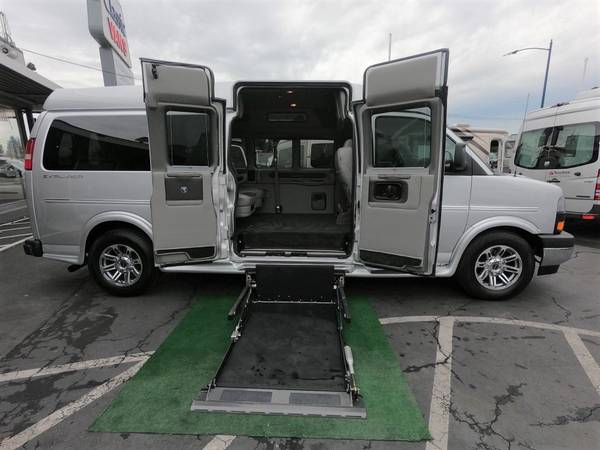 2018 Gmc Savana 2500 - - by dealer - vehicle for sale in Hayward, CA – photo 9