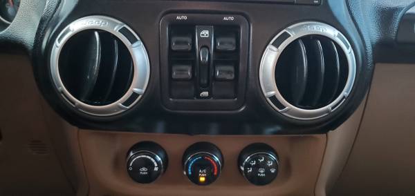2013 JEEP WRANGLER UNLIMITED ~ HARD TOP - cars & trucks - by dealer... for sale in El Paso, TX – photo 17
