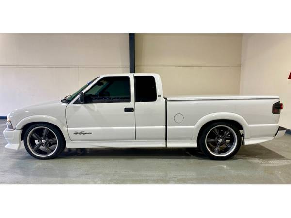 2001 CHEVROLET S-10 EXT CAB 123 WB - cars & trucks - by dealer -... for sale in Sacramento , CA – photo 5