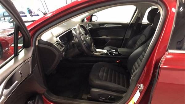 2013 Ford Fusion SE - cars & trucks - by dealer - vehicle automotive... for sale in Auburn, MA – photo 9