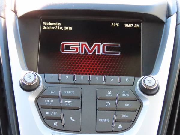 2015 GMC Terrain SLE suv White - - by dealer - vehicle for sale in Pleasant Hill, IA – photo 12