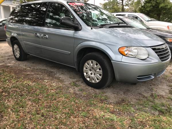 2005 Chrysler Town&Country Van for sale in Leland, NC – photo 3