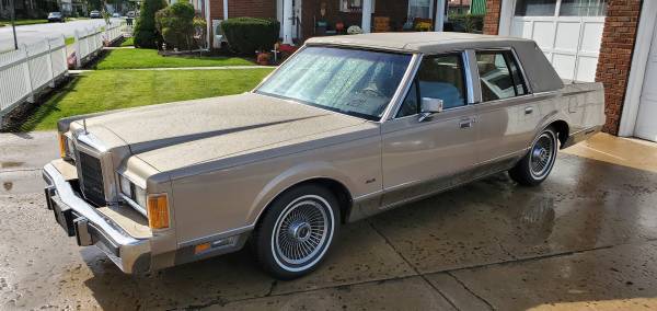 1989 Lincoln Town Car for sale in LOCK HAVEN, PA – photo 9