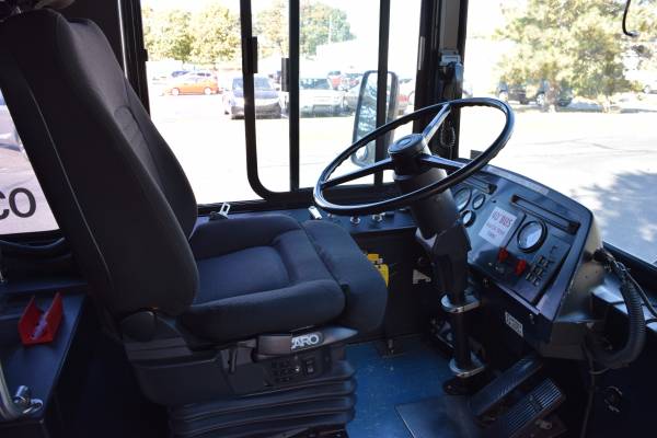 EX-LANTA New Flyer D40LF FOR SALE for sale in Bethlehem, PA – photo 2