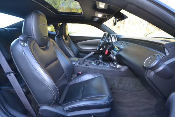 2010 CHEVY CAMARO SS - CLEAN TITLE - 6 SPEED - RS PACKAGE - LEATHER... for sale in Cary, NC – photo 17