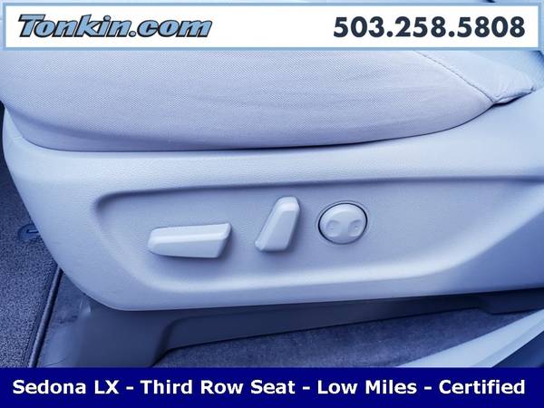 2017 Kia Sedona LX Passenger Van Certified for sale in Gladstone, OR – photo 13