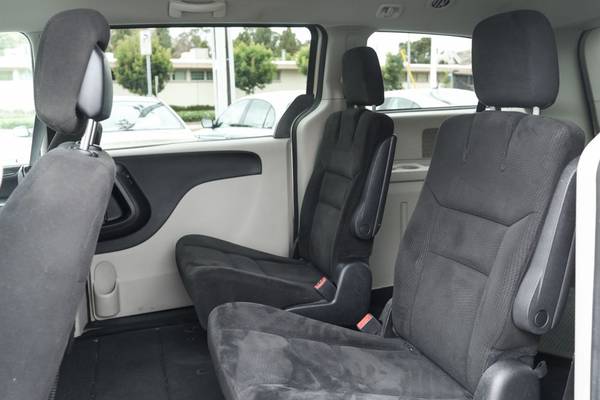 2015 Dodge Grand Caravan SXT van Cashmere/Sandstone Pearlcoat for sale in San Luis Obispo, CA – photo 10
