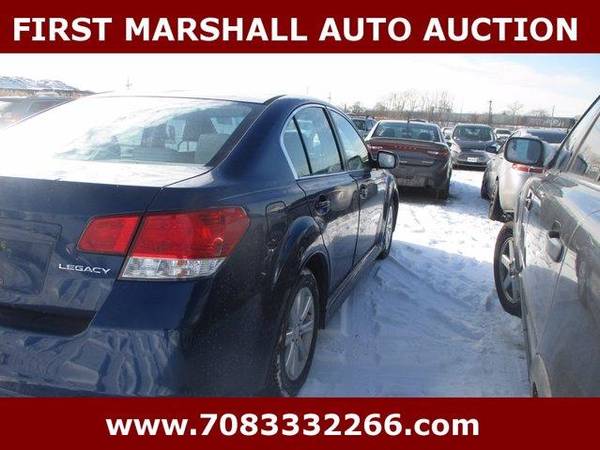 2011 Subaru Legacy 2 5i Prem AWP - Auction Pricing for sale in Harvey, WI – photo 4
