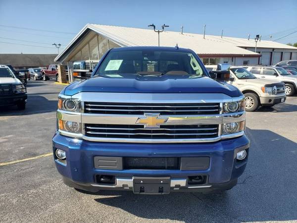 2016 Chevrolet Silverado 2500 HD Crew Cab 4WD High Country Pickup 4D 6 for sale in Harrisonville, MO – photo 17