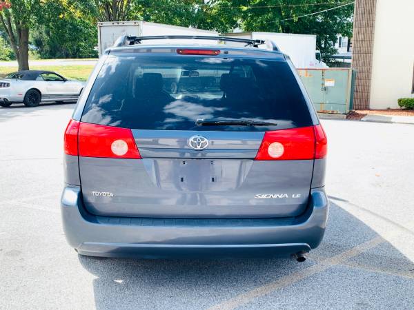 2008 Toyota Sienna 157k - cars & trucks - by owner - vehicle... for sale in Tyngsboro, MA – photo 5