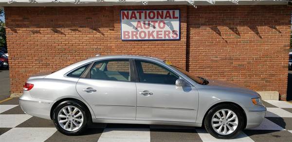 2008 Hyundai Azera 4dr Sdn Limited (TOP RATED DEALER AWARD 2018 !!!)... for sale in Waterbury, CT – photo 2