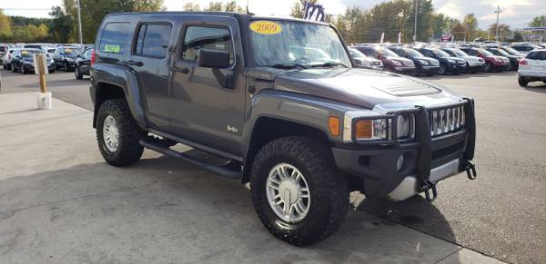 GOOD BUY! 2009 HUMMER H3 4WD 4dr SUV for sale in Chesaning, MI – photo 3