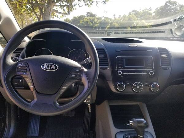 2014 Kia Forte LX - cars & trucks - by dealer - vehicle automotive... for sale in Ventura, CA – photo 17