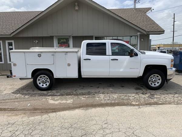 2016 Chevy Chevrolet Silverado 2500HD LT Crew Cab Long White - cars for sale in Bethel Heights, AR – photo 2