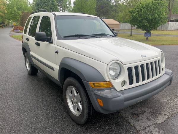 2006 Jeep Liberty - - by dealer - vehicle automotive for sale in Greenbrier, AR – photo 2