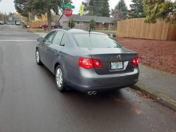 2007 Volkswagen Jetta - cars & trucks - by owner - vehicle... for sale in Hillsboro, OR – photo 2