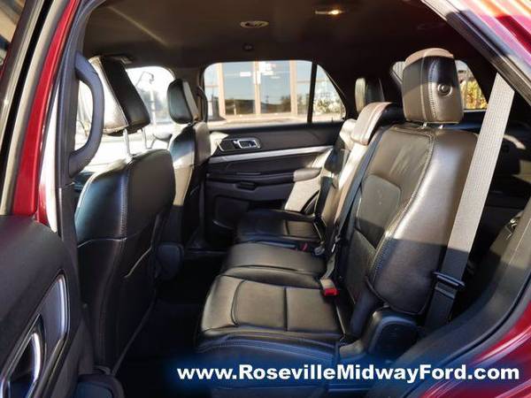 2018 Ford Explorer Xlt - - by dealer - vehicle for sale in Roseville, MN – photo 14
