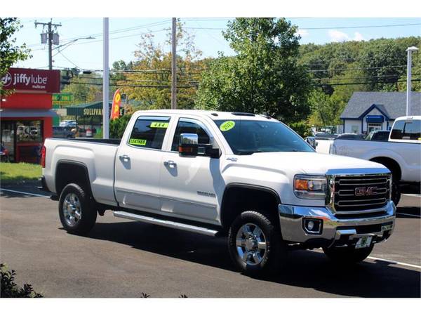 2015 GMC Sierra 2500HD available WiFi 4WD CREW CAB SLT 6.0 VORTEC... for sale in Salem, NH – photo 4