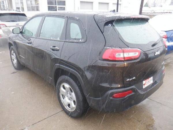 2014 Jeep Cherokee Sport - cars & trucks - by dealer - vehicle... for sale in Des Moines, IA – photo 5