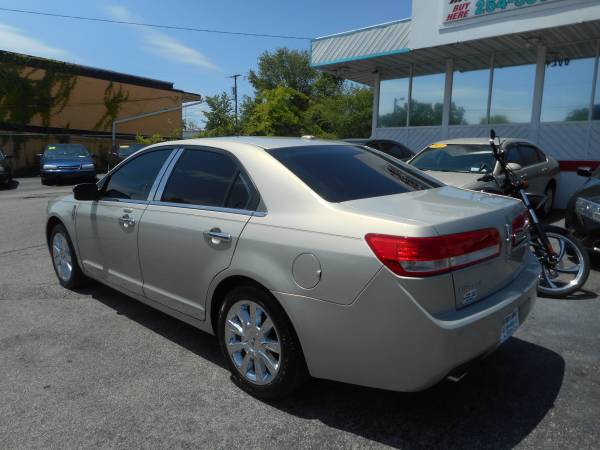 NICE 2010 LINCOLN MKZ - - by dealer - vehicle for sale in Madison, TN – photo 2