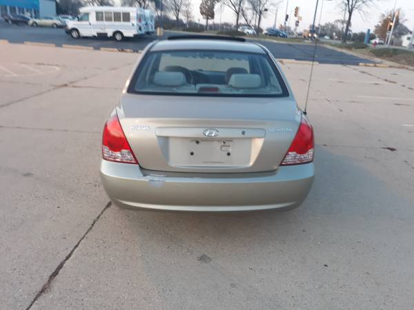 2005 Hyundai Elantra - cars & trucks - by owner - vehicle automotive... for sale in milwaukee, WI – photo 10