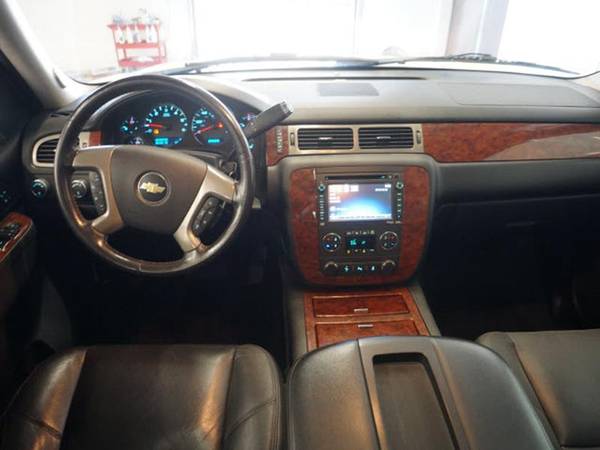 2012 Chevrolet Avalanche LTZ 4x4 4dr Crew Cab Pickup for sale in 48433, MI – photo 14