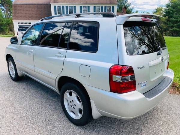 2007 Toyota Highlander Limited, Third Row Excellent Condition for sale in Kingston, MA – photo 4