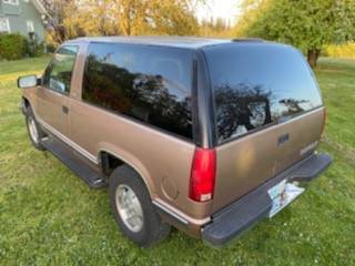 Like New 1994 Chevrolet Blazer Full Size 350 V8 4x4 Rare Elderly for sale in Clackamas, OR – photo 3