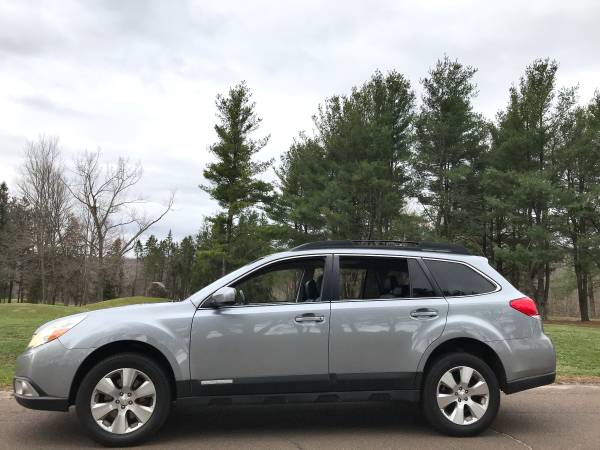 2011 Subaru Outback 3 6R Limited H6 AWD 1 Owner 132K for sale in Other, PA – photo 3