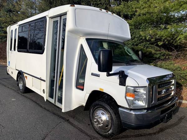 Shuttle Buses, Wheelchair Buses, Medical Transport Buses For Sale for sale in Westbury, PA – photo 22