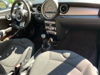 2010 MINI COOPER - Low Miles! - cars & trucks - by owner - vehicle... for sale in Wilmington, DE – photo 5