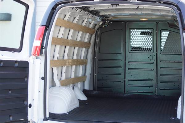 2019 GMC Savana 2500 Cargo van, V8, barn doors, LOW MILES!!! - cars... for sale in Seattle, WA – photo 9