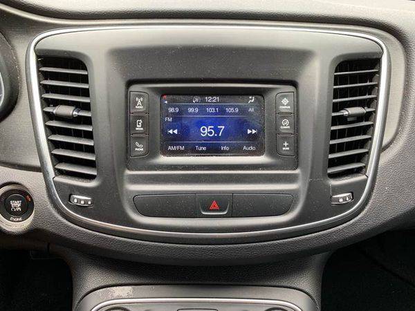 2015 Chrysler 200 Limited 4dr Sedan 100% CREDIT APPROVAL! for sale in TAMPA, FL – photo 15