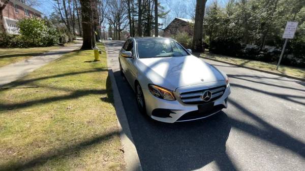 2018 Mercedes-Benz E 300 E 300 4MATIC - - by dealer for sale in Great Neck, NY – photo 4