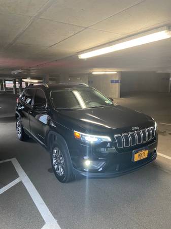 Lease swap 2019 Jeep Cherokee - cars & trucks - by owner - vehicle... for sale in Bronx, NY – photo 3