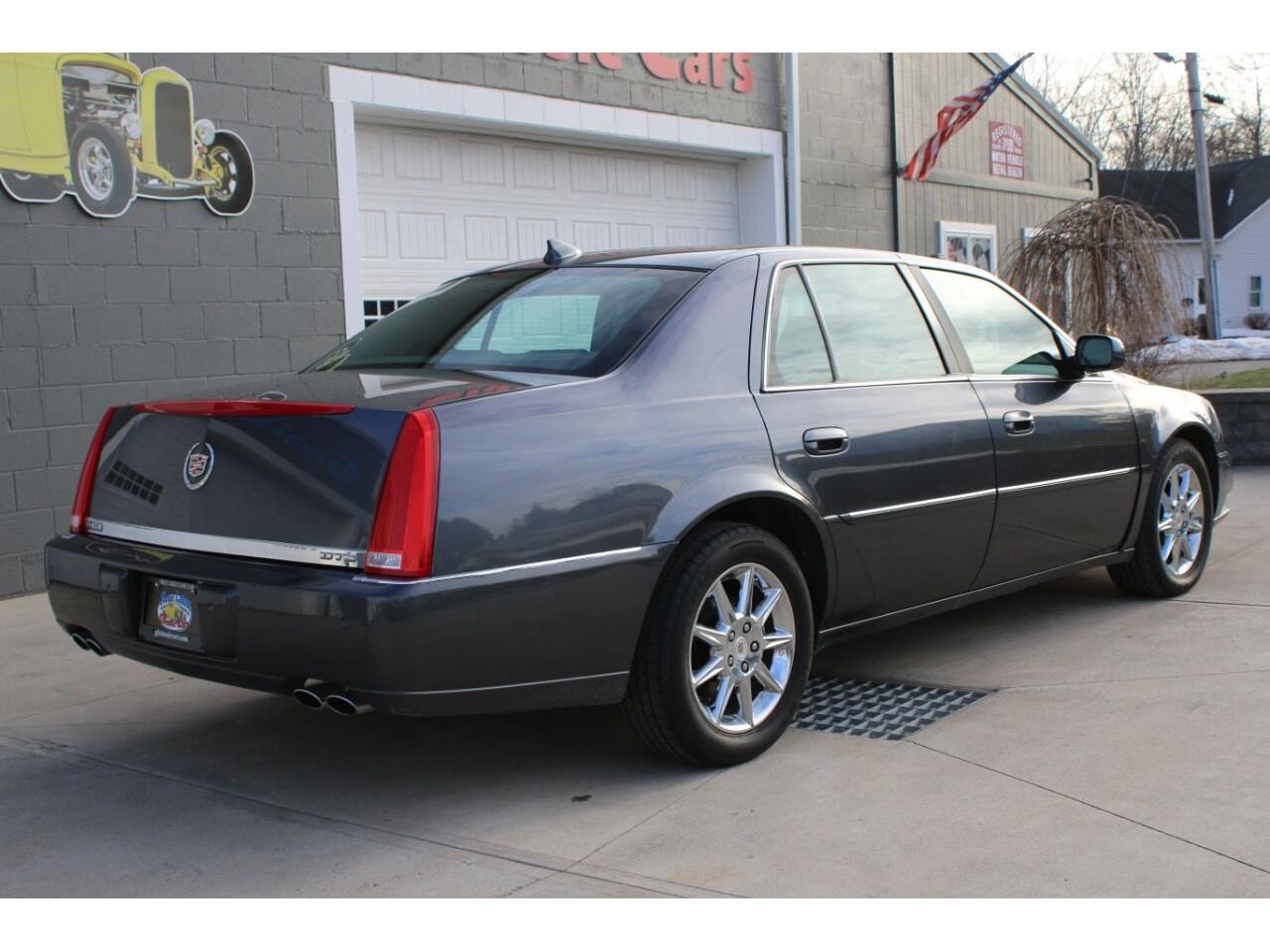 2010 Cadillac DTS for sale in Hilton, NY – photo 10